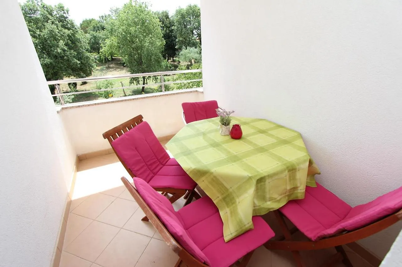 Apartments Ulika Rovinj 0*,